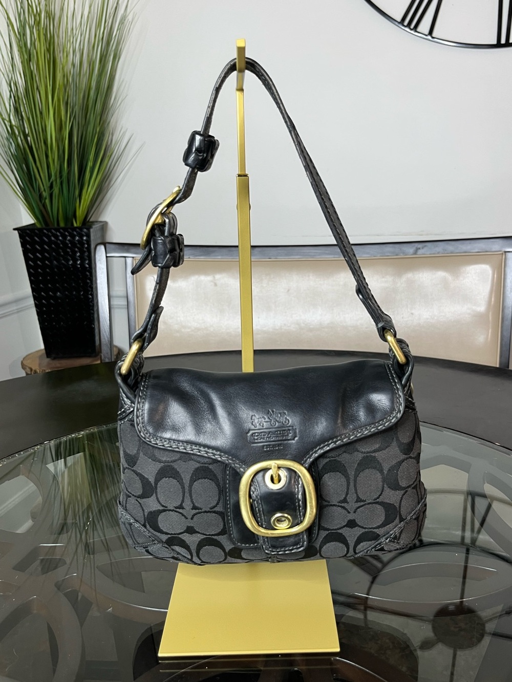 COACH Y2K Vintage
Bleecker Signature Small
Flap Hobo Bag 11441
Black Brass